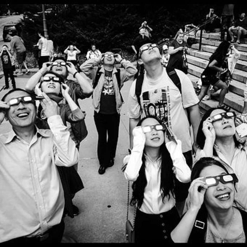 Inspiration Challenge - Total Eclipse of the...